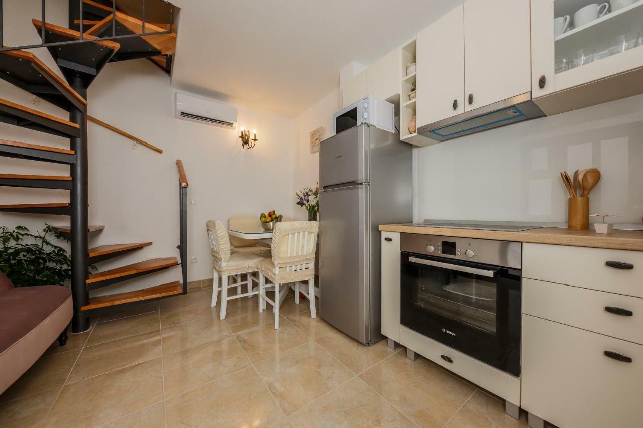 Apartman Mare คาชเตลา ภายนอก รูปภาพ